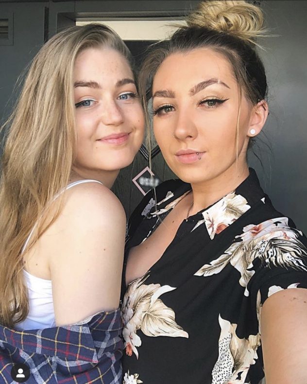 Beautiful Lesbian Teens