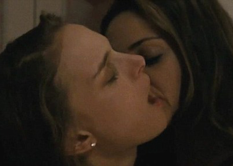 Hottest Lesbian Sex Scene