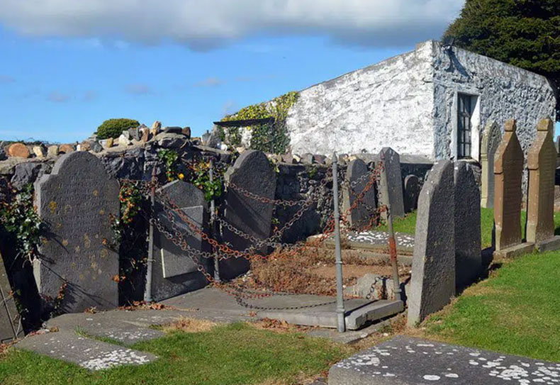 Vampire Grave IOM interesting facts